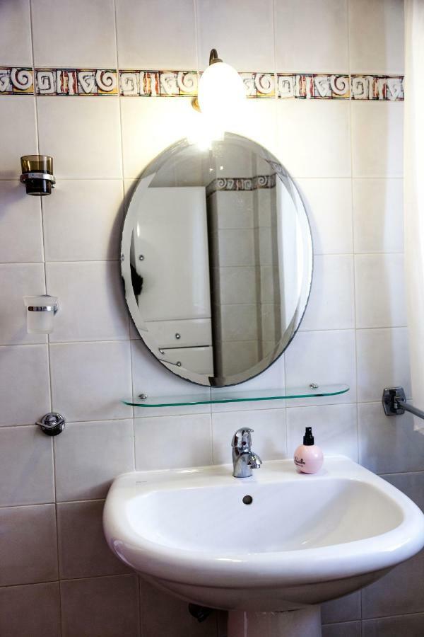 Casa Bianca Μεζονέτα Με Θέα Στη Θάλασσα Apartment Neos Marmaras Ngoại thất bức ảnh